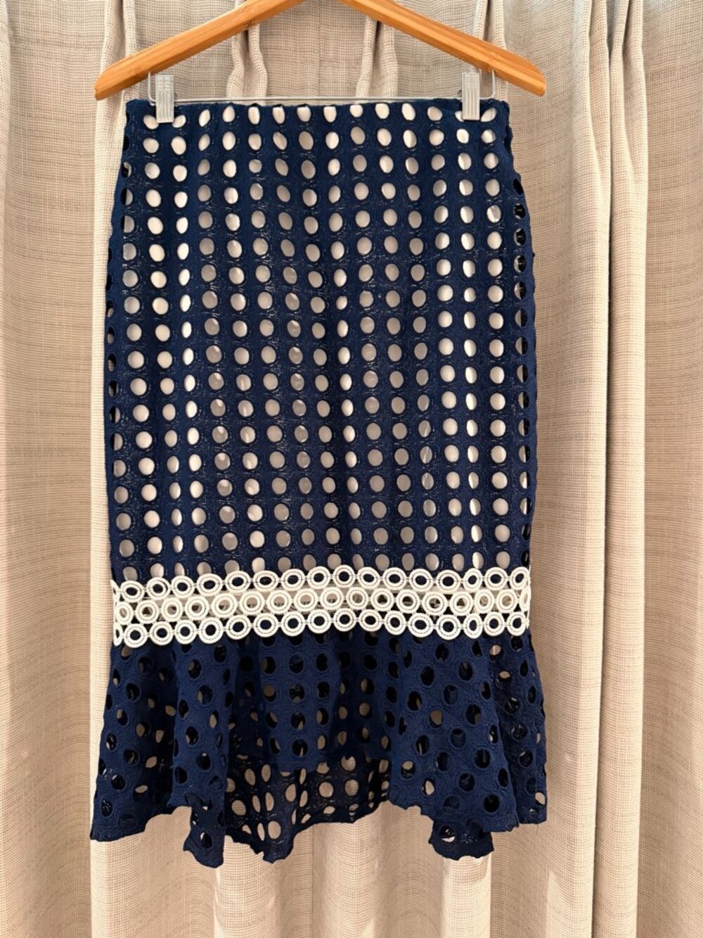 Boston Proper Navy Eyelet Lace Midi Skirt White Trim Flounce Hem Size 8